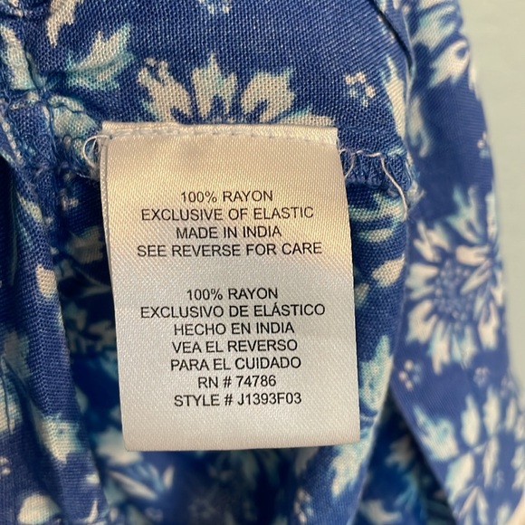 PATRONS OF PEACE LONG SLEEVE DRESS - FLORAL - Picture 5 of 5